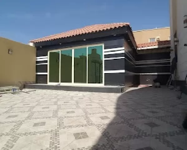 مظلات وسواتر الرياض مظلات 