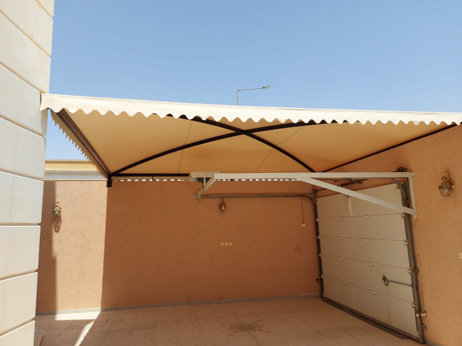 مظلات وسواتر الرياض مظلات 